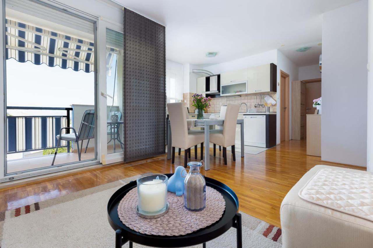 Karlita Apartment Солин Екстер'єр фото