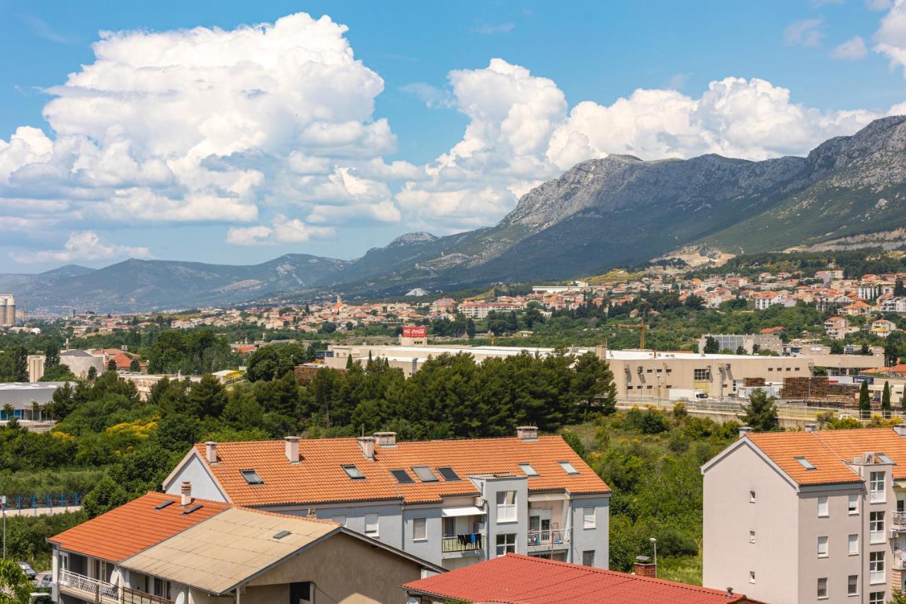 Karlita Apartment Солин Екстер'єр фото